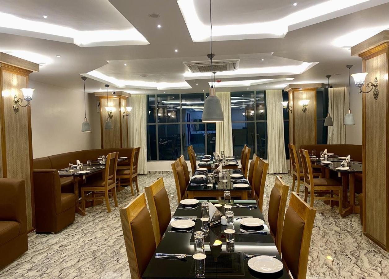 Hotel Imolesh Imphal Extérieur photo